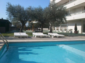 Гостиница Apartamentos Miami  Эстартит